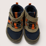 Merrell Hiking Boots. C7