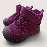 Water Resistant Hiking Boots. Size 5