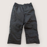Black lined snow pants. Age 3
